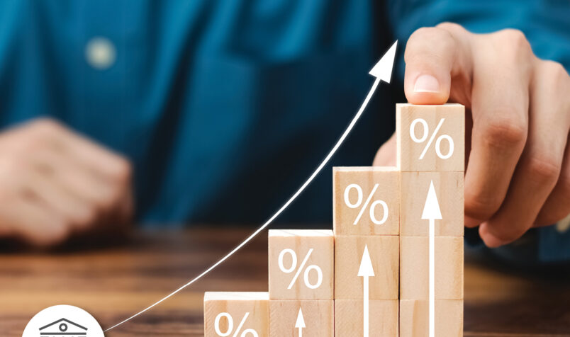 Hand, Blocks, Percentages raising, Playing with blocks